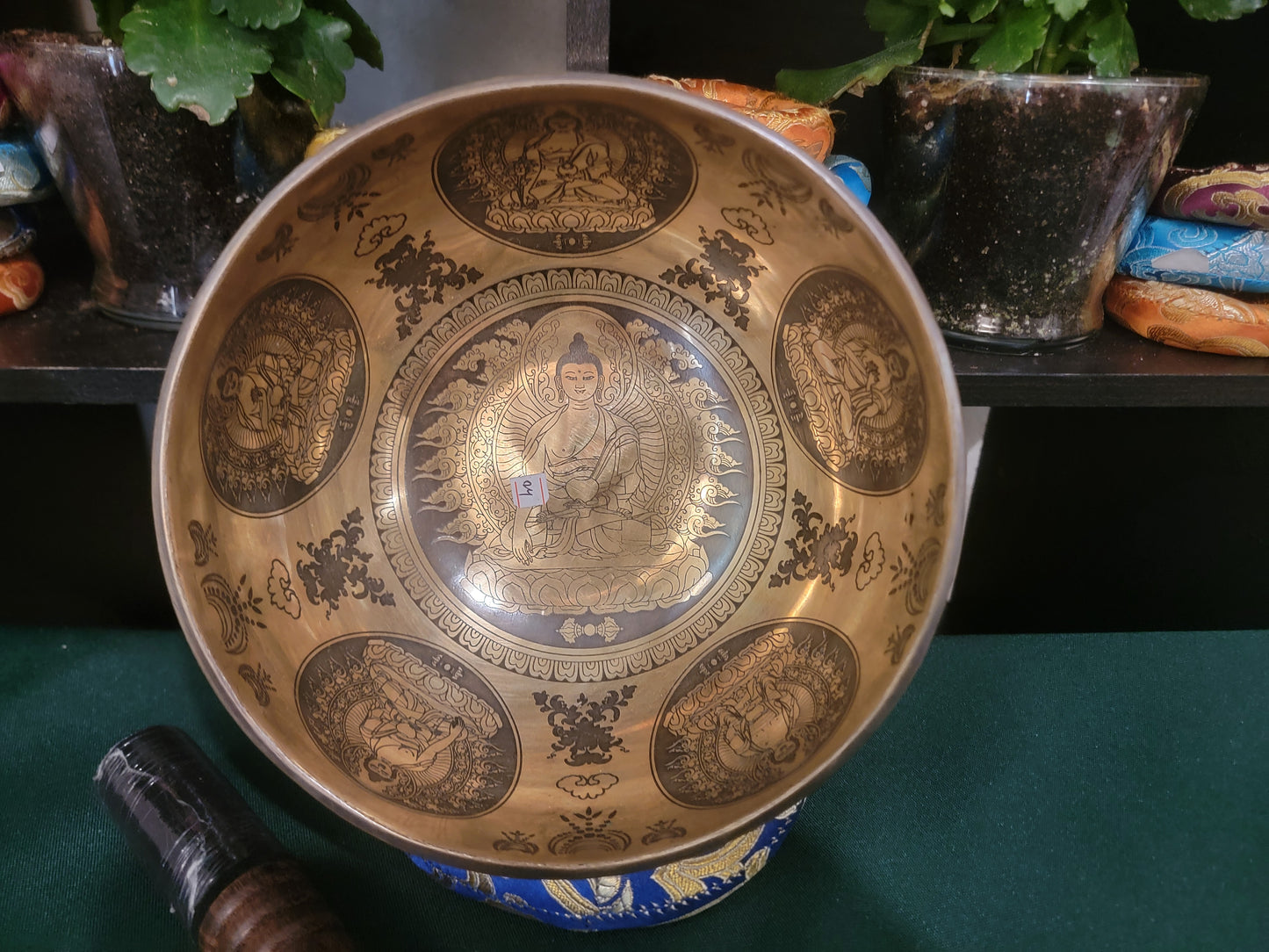 Timmur 8-inch diameter Buddhist Handmade Jambati Singing Bowl with Shakyamuni Buddha Design, Fine Carving | Meditation | Sound Healing | Made in Nepal | Gift Set Bowl