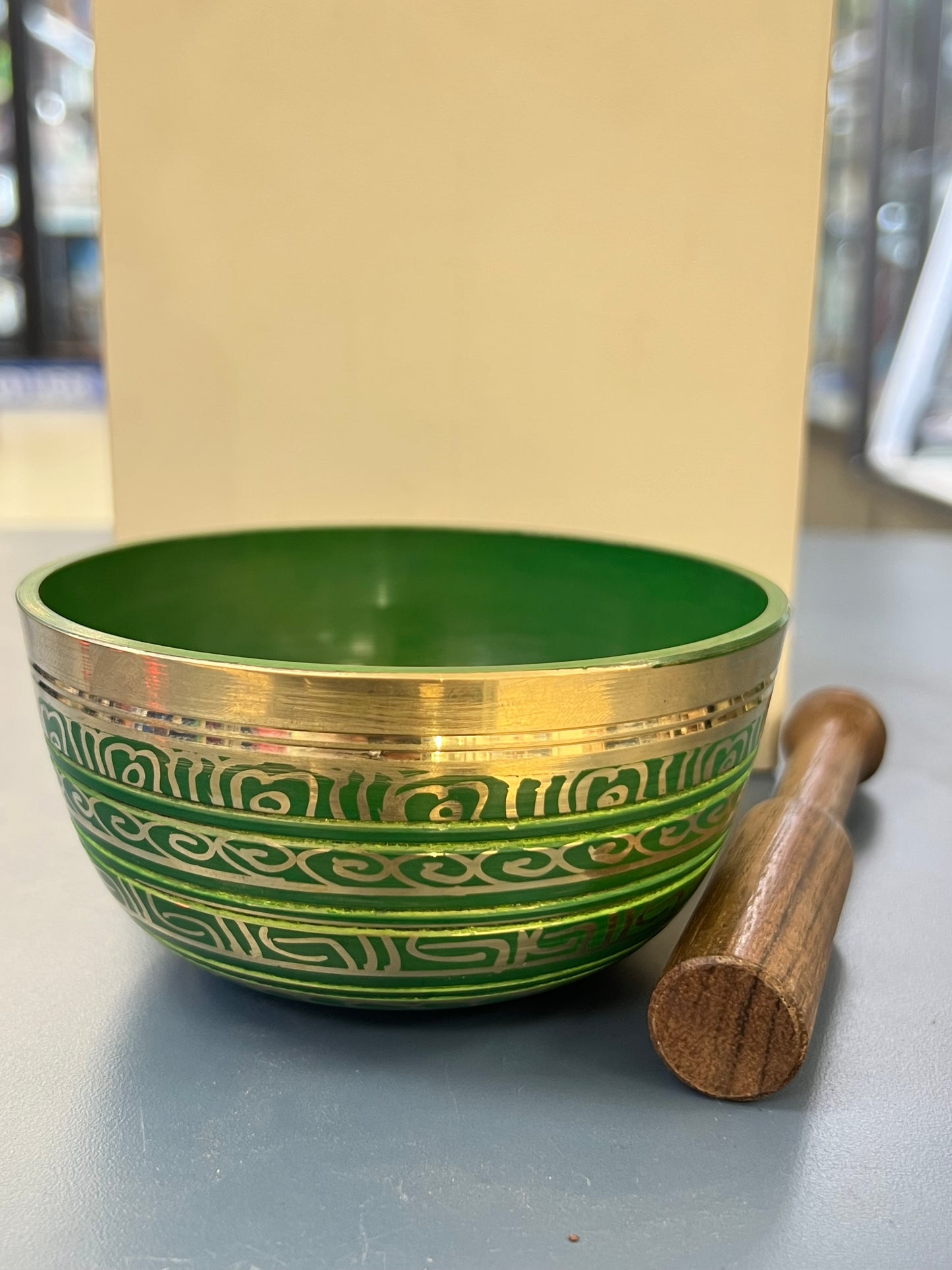 4 inch diameter -Green Heart Chakra Singing Bowl | Meditation & Sound Healing Bowl with Wooden Striker | Handmade in Nepal | Spiritual Yoga Gift Set