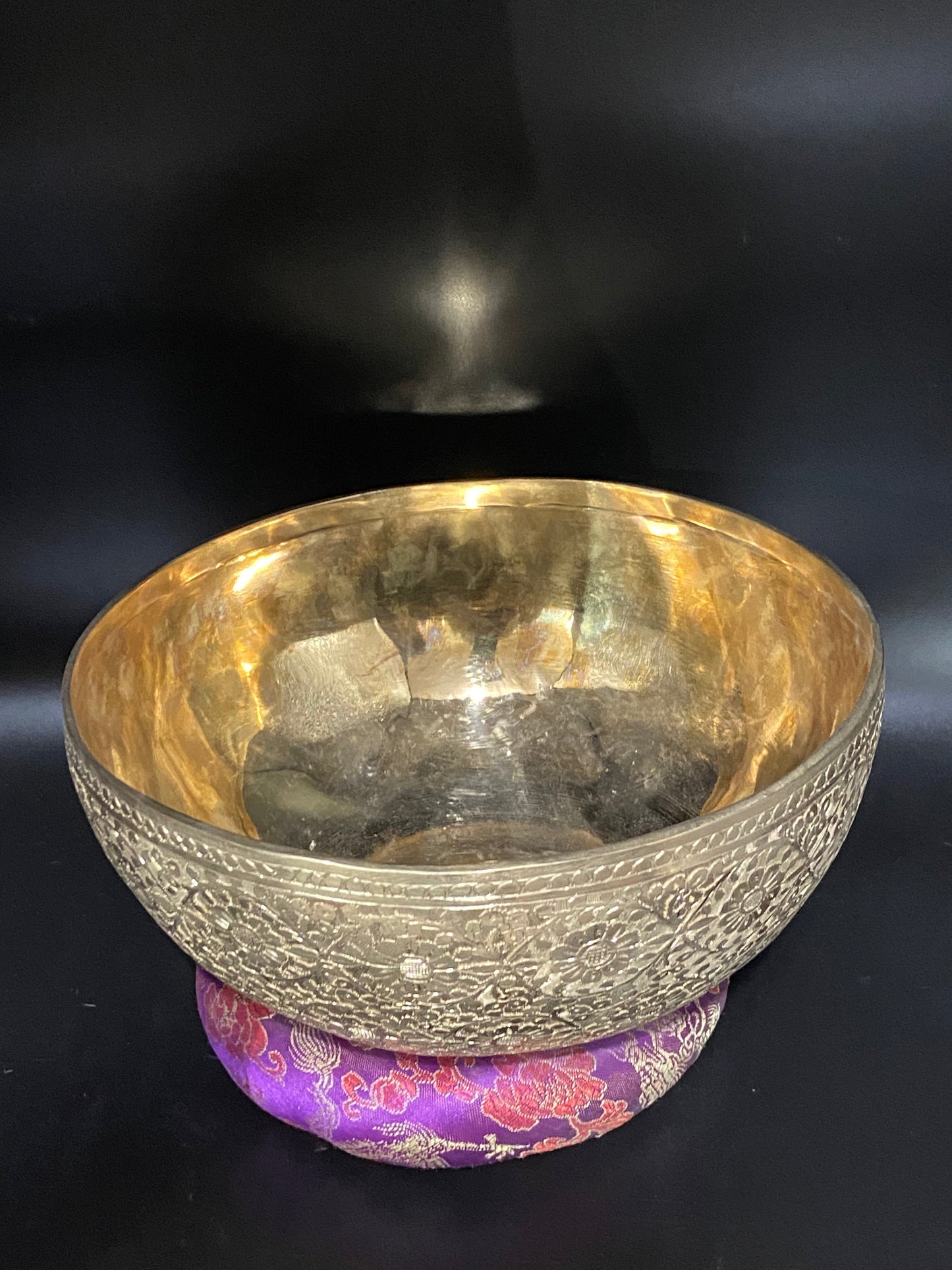 1.8KG Tibetan Handmade Singing Bowl