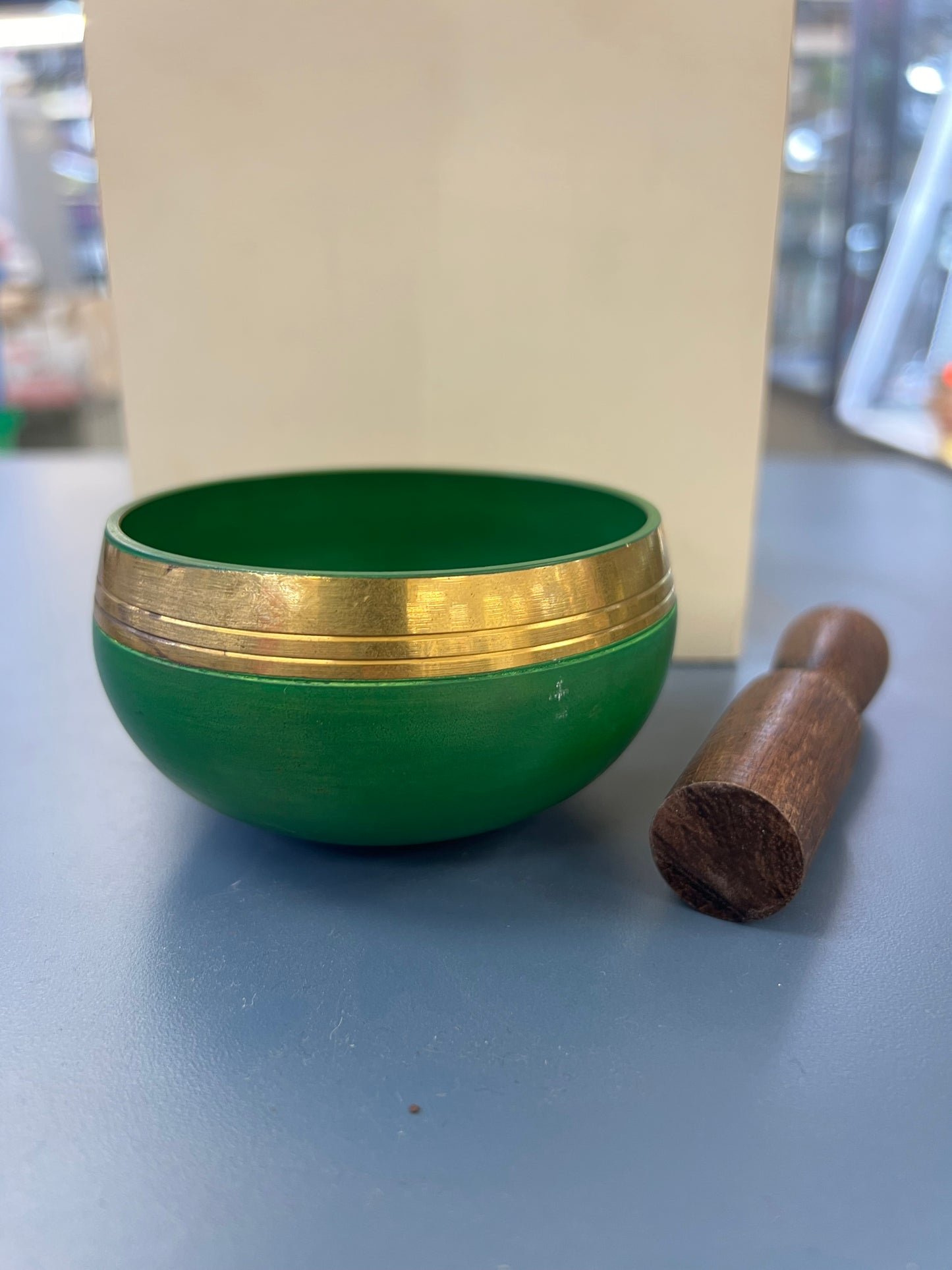 3.5 inch diameter -Green Chakra Singing Bowl | Heart Chakra Meditation & Sound Healing Bowl | Handmade in Nepal | Spiritual Yoga Gift Set