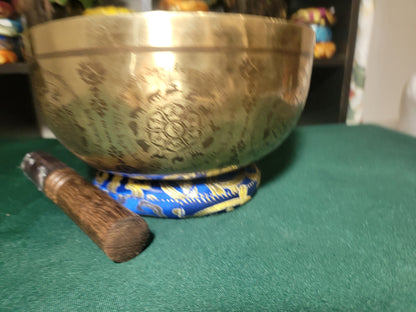 Timmur 8-inch diameter Root Chakra High Quality Singing Bowl Jambati, with Chenrezig On The Centre Ashtamangal On Sides Handmade Singing Bowl