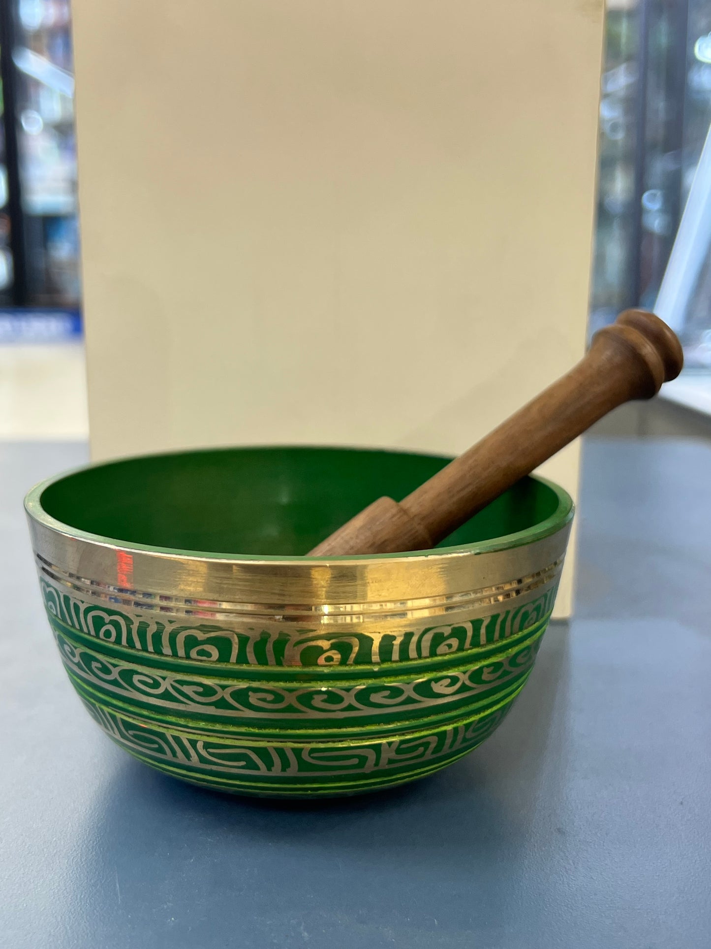 4 inch diameter -Green Heart Chakra Singing Bowl | Meditation & Sound Healing Bowl with Wooden Striker | Handmade in Nepal | Spiritual Yoga Gift Set