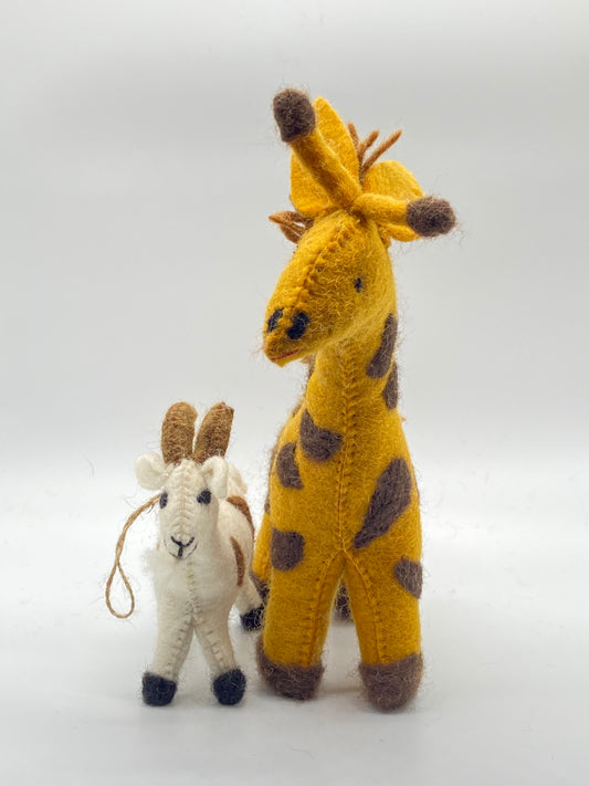 Timmur Giraffe Felt Pattern