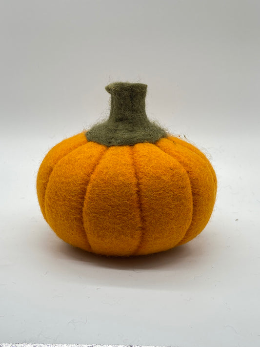 Timmur 18 Inches Pumpkin Felt Decoration
